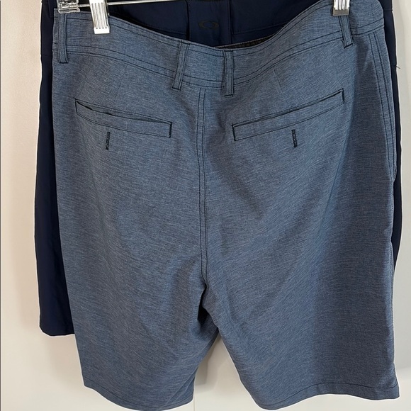 2 Men's Navy Blue Shorts. Oakley & Goodfellow - Picture 3 of 6